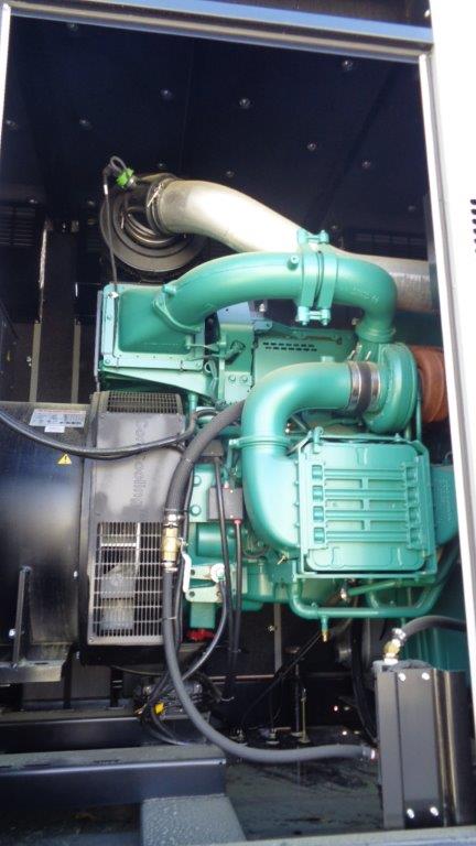 600 kW Gillette Portable Rental Grade Generator, Volvo Tier 4 Engine, Enclosed, Sound Attenuated on Board Fuel Tank