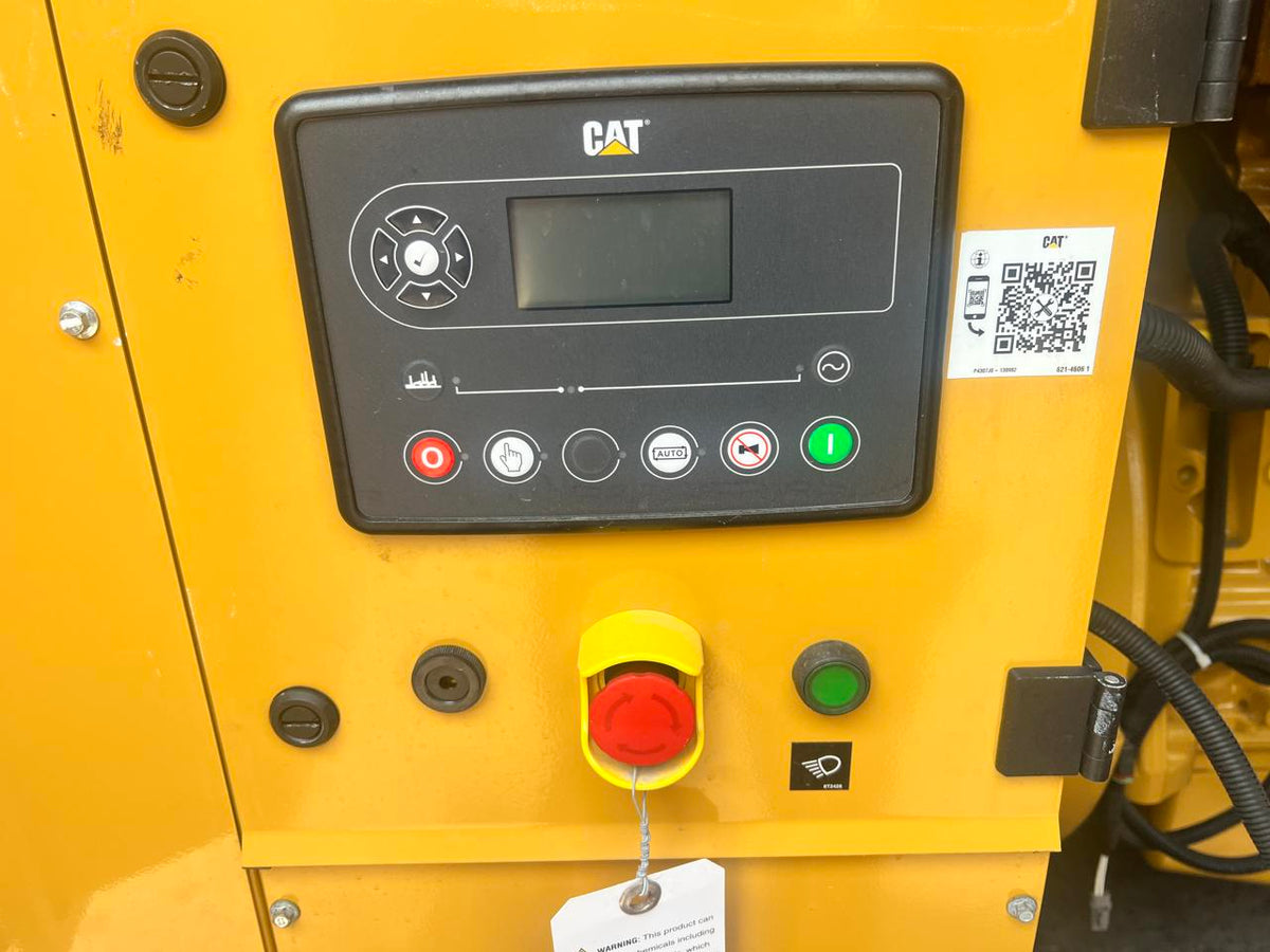 600 kW CAT New Surplus Gen Set with Sound Attenuated Enclosure Year 2023 DSLP1266