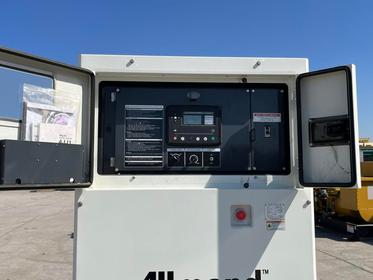63 KVA Maxipower Trailer Mounted Generator Set, Sound Attenuated, Selectable, Rental Grade T4 Final