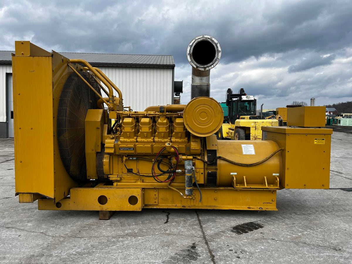900 kW Caterpillar 3508 Gen Set, Open Skid, 1163 Hours, Diesel, With Breaker, Year – 1995