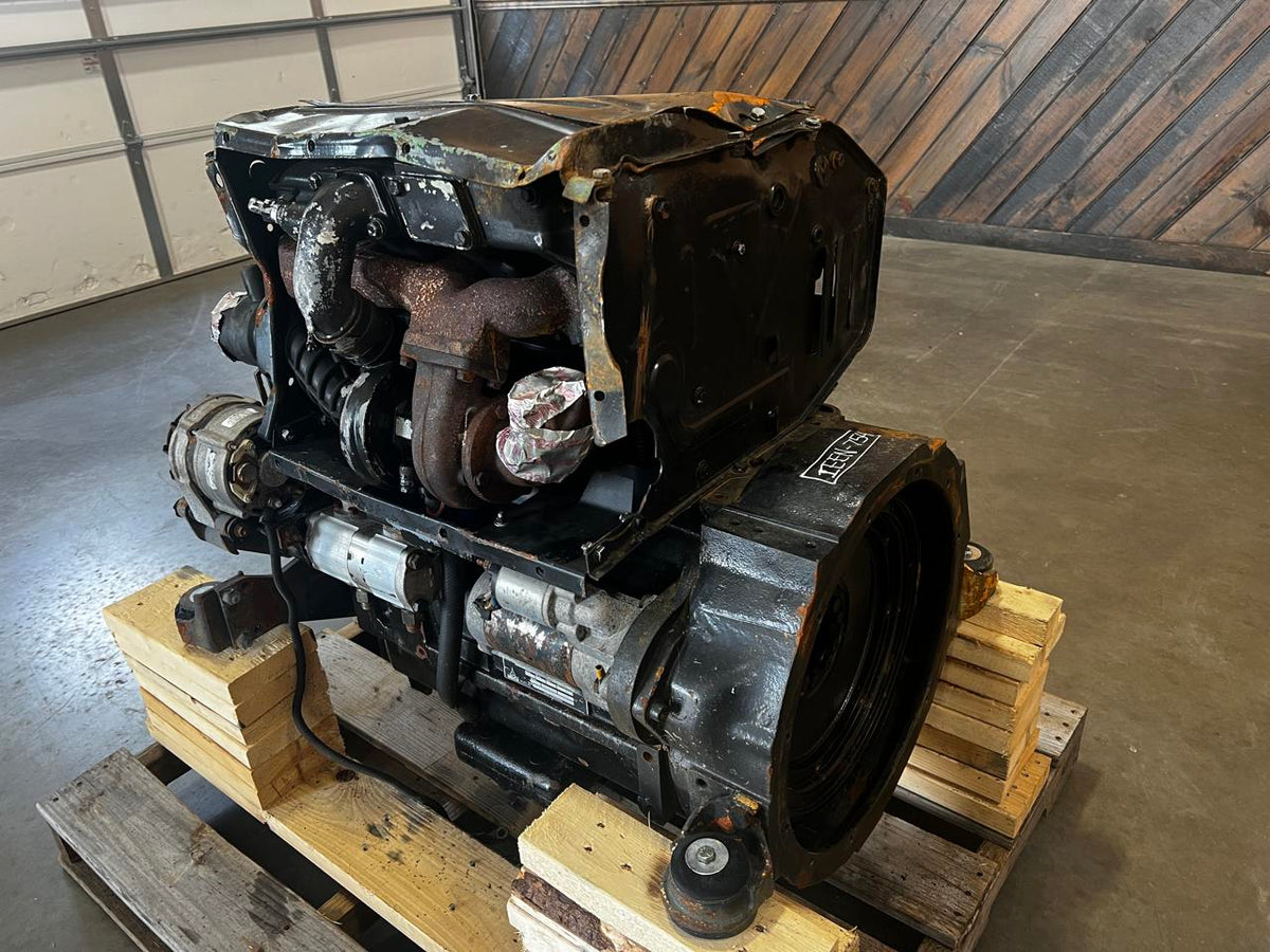 BF4L914 Deutz Industrial Engine Air Cooled, Good Used, Some Damage from Handling