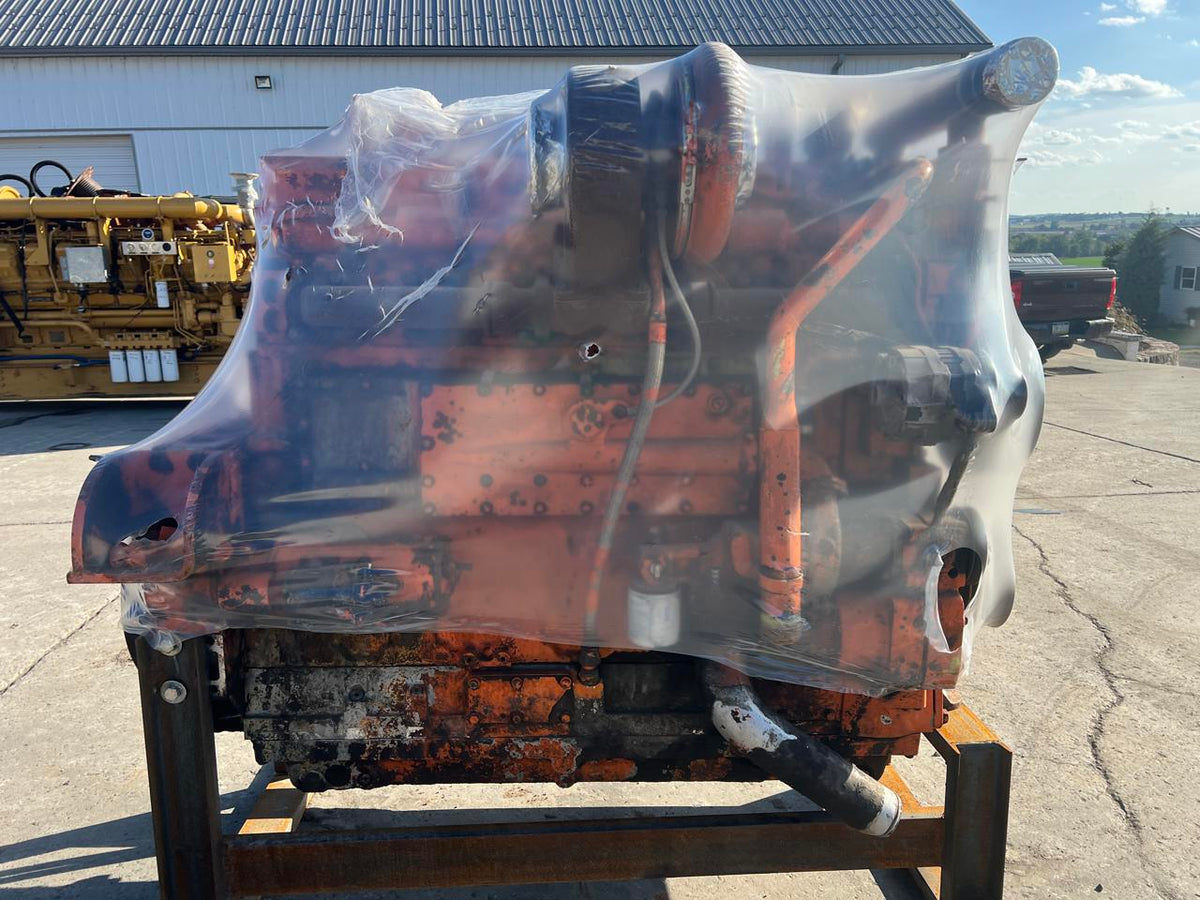 QSK19C Cummins Engine Take Out of EH750-3 Hitatchi Off Road Haul Truck Fuel Pump Missing