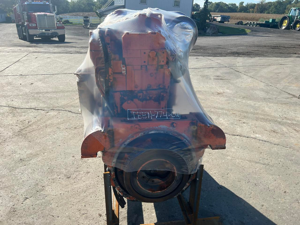 QSK19C Cummins Engine Take Out of EH750-3 Hitatchi Off Road Haul Truck Fuel Pump Missing