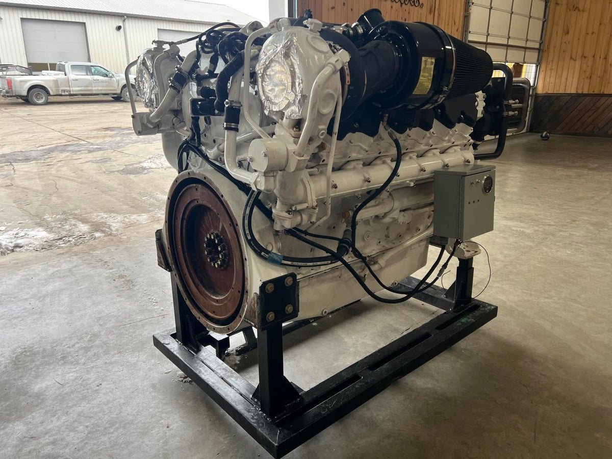 CAT C32 Marine Engine with Heat Exchanger and Sea Water Pump 1800 HP YEAR  2007 DSLP1315