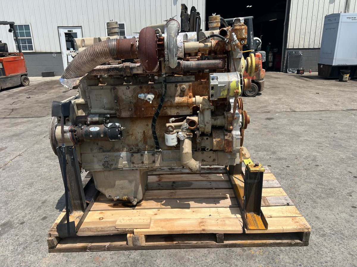 KT19 Cummins Engine Take out of R35 Haul Truck, Low Hour, Reman