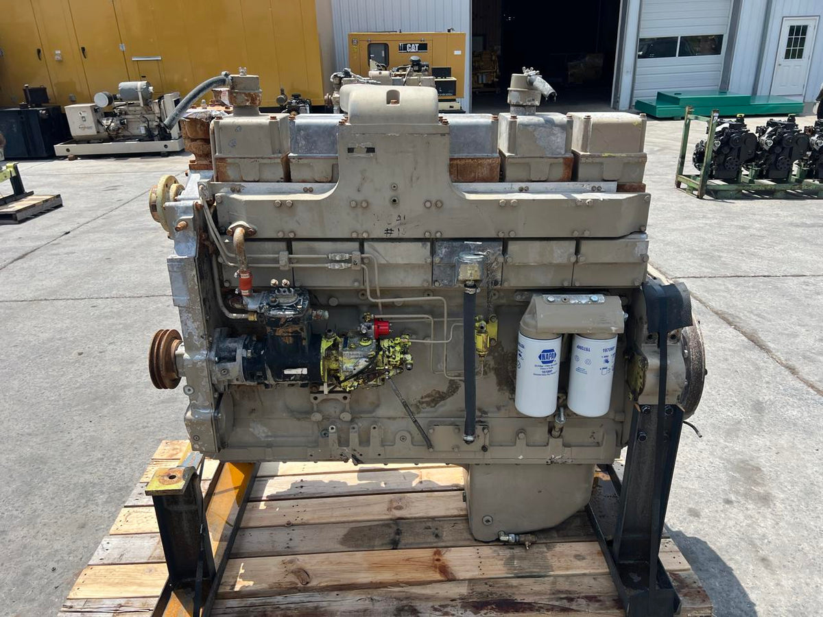 KT19 Cummins Engine Take out of R35 Haul Truck, Low Hour, Reman