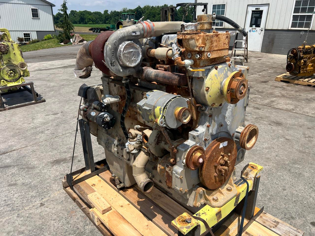 KT19 Cummins Engine Take out of R35 Haul Truck, Low Hour, Reman