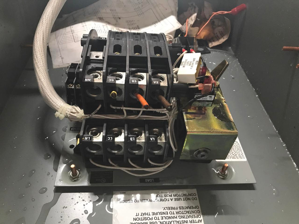 Spectrum/Detroit Diesel 70 Amp Transfer Switch, Year 2003