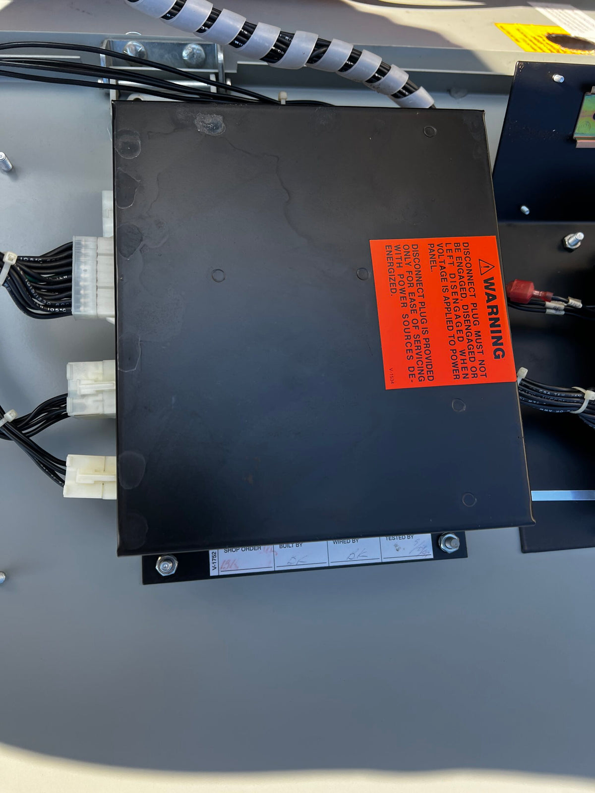 Zenith Automatic Transfer Switch, Service Entrance Rated with Disconnect Breaker, Nema 1