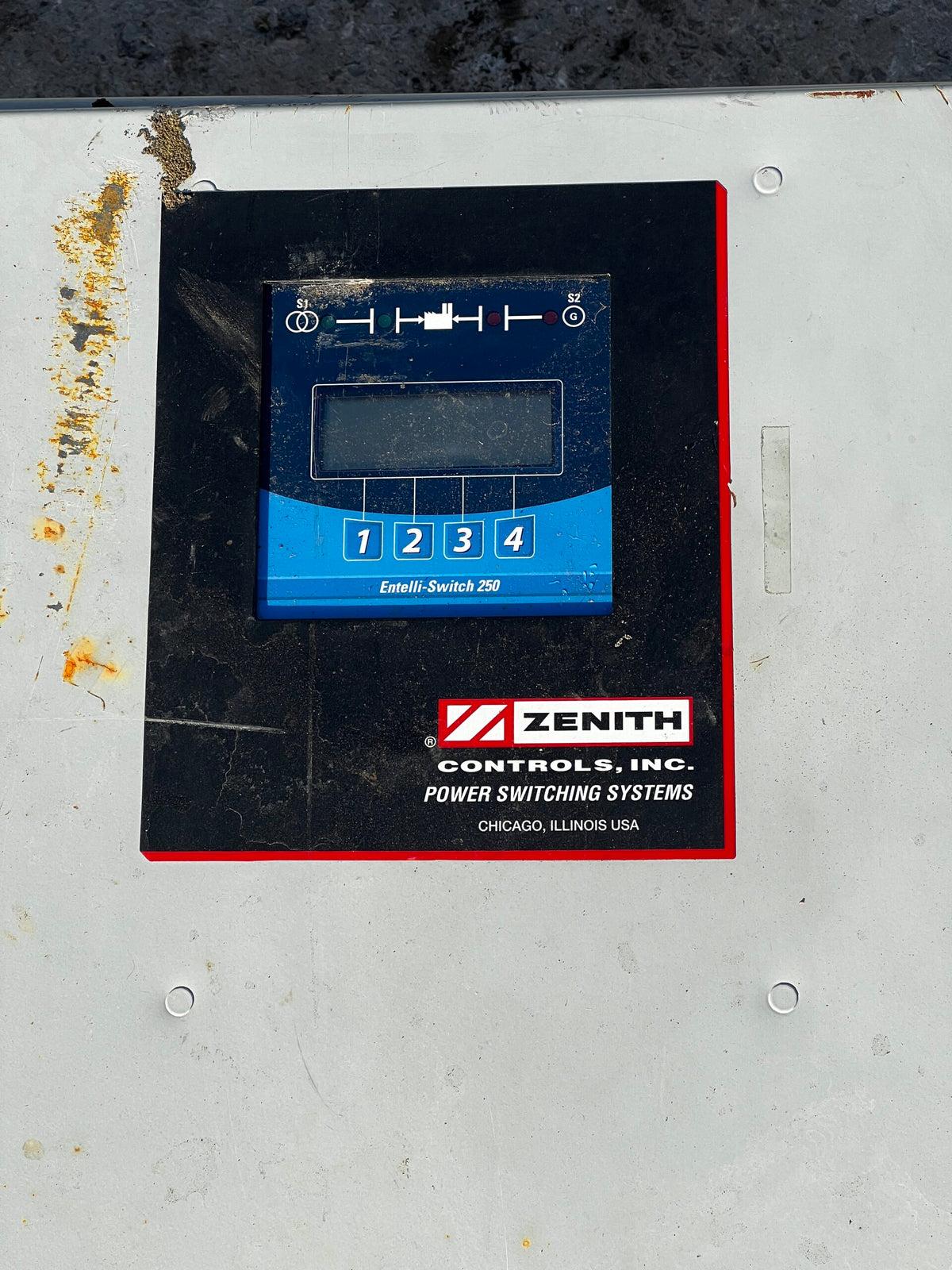 Zenith Automatic Transfer Switch, Service Entrance Rated with Disconnect Breaker, Nema 1