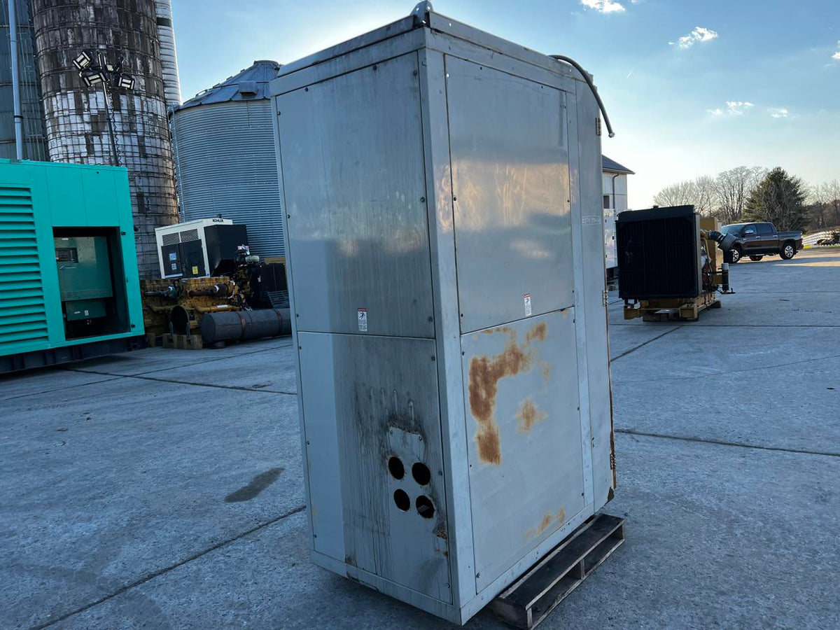 Onan/Cummins Automatic Transfer Switch, 1600 Amps, with Nema 3 Enclosure (Roof Panel Missing)