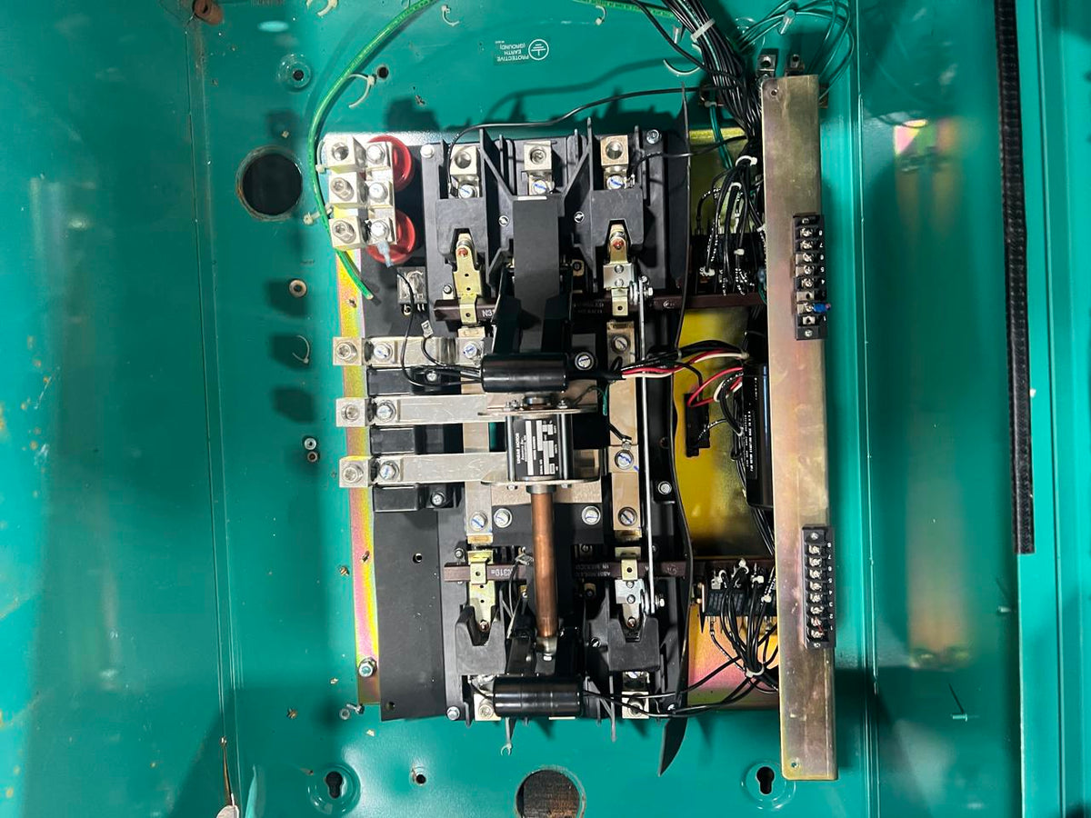 Cummins/Onan Automatic Transfer Switch, 1 Ph, 240 V, Nema 1