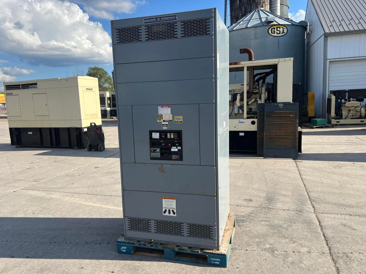 3000 A Square D Disconnect Breaker in Cabnet
