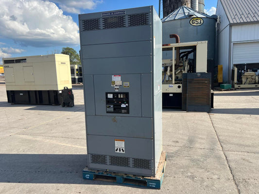 3000 A Square D Disconnect Breaker in Cabnet