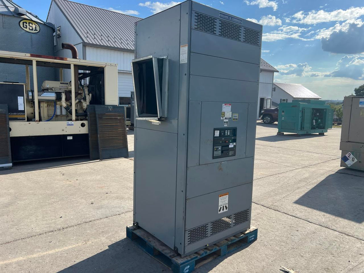 3000 A Square D Disconnect Breaker in Cabnet