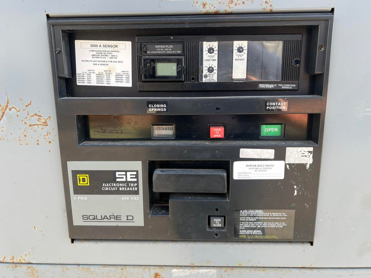 3000 A Square D Disconnect Breaker in Cabnet