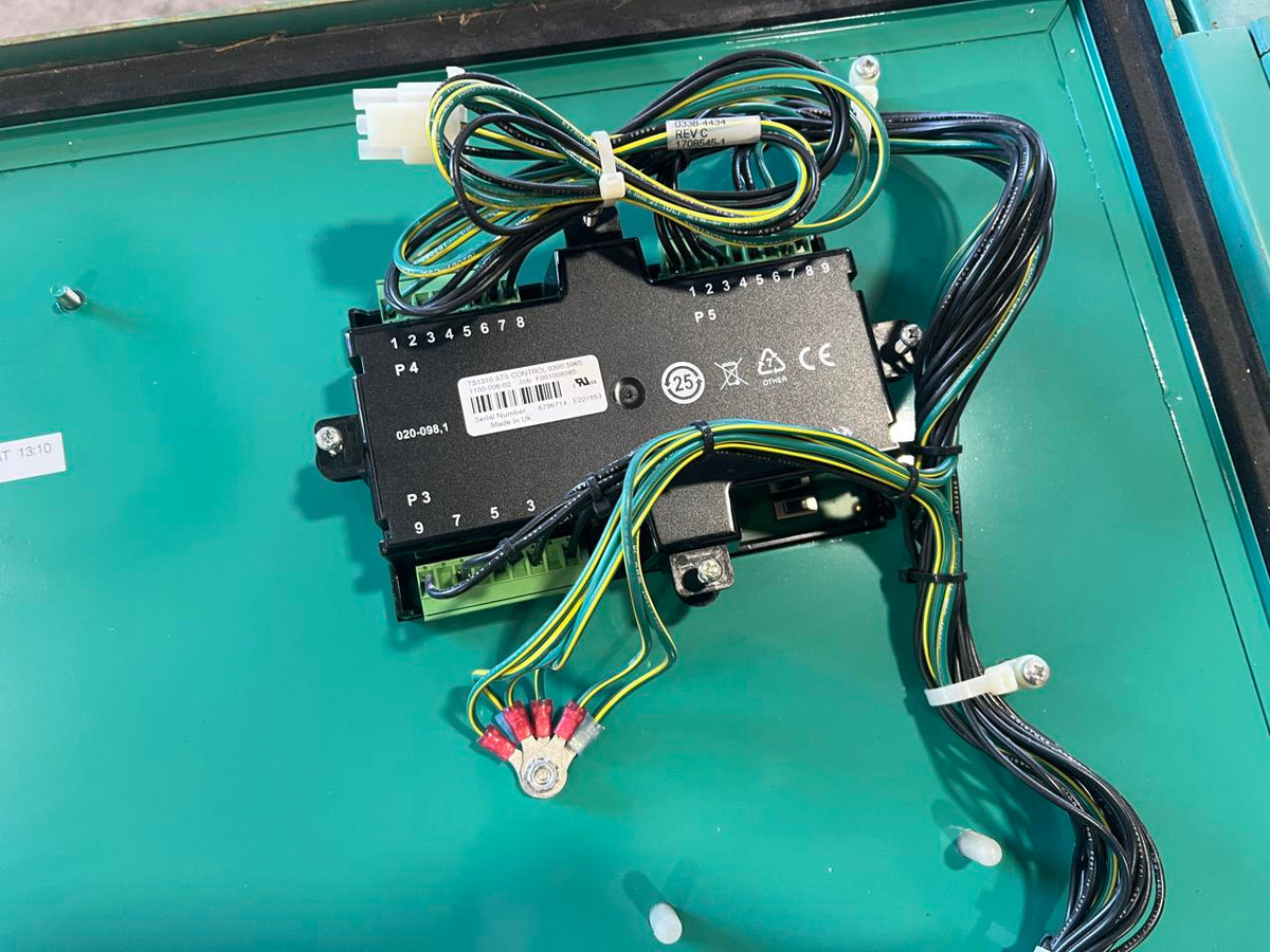 Onan/Cummins Automatic Transfer Switch, 225 A, Nema 3 Enclosure