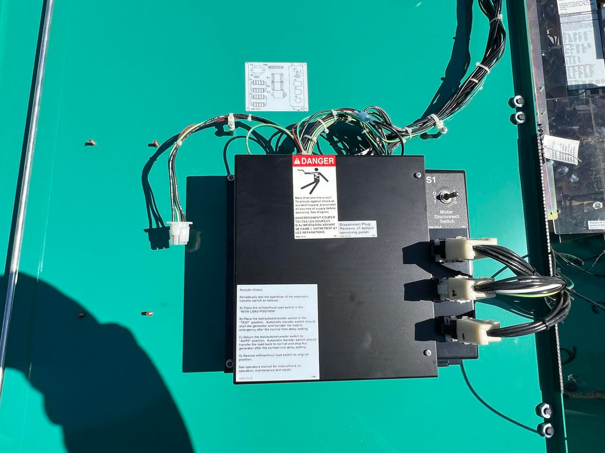Onan/Cummins Automatic Transfer Switch, 800 A, Nema 1 Enclosure