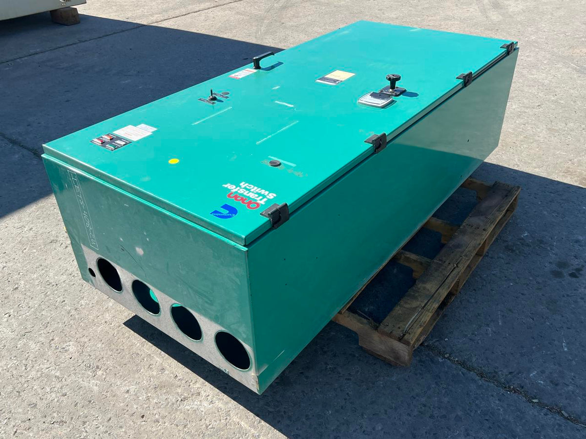 Onan/Cummins Automatic Transfer Switch, 800 A, Nema 1 Enclosure