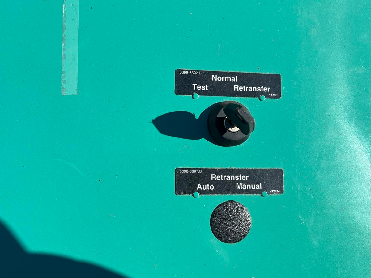 Onan/Cummins Automatic Transfer Switch, 800 A, Nema 1 Enclosure