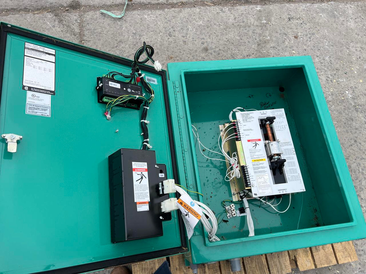 Cummins/Onan Automatic Transfer Switch, 125 Amp, Nema 3R