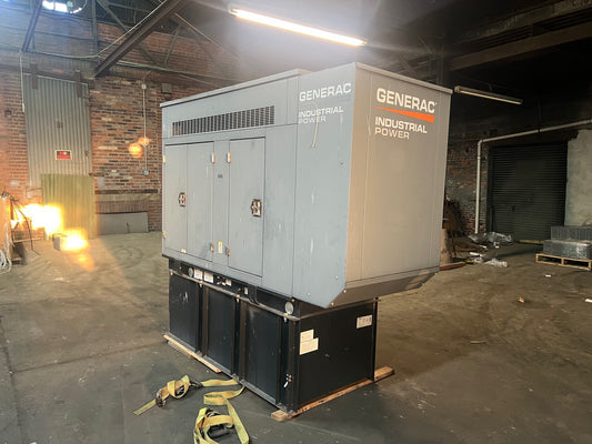 15KW Generac Industrial Generator 1PH Diesel Cummins 2400 Engine 100 Hrs 2016 TESTED