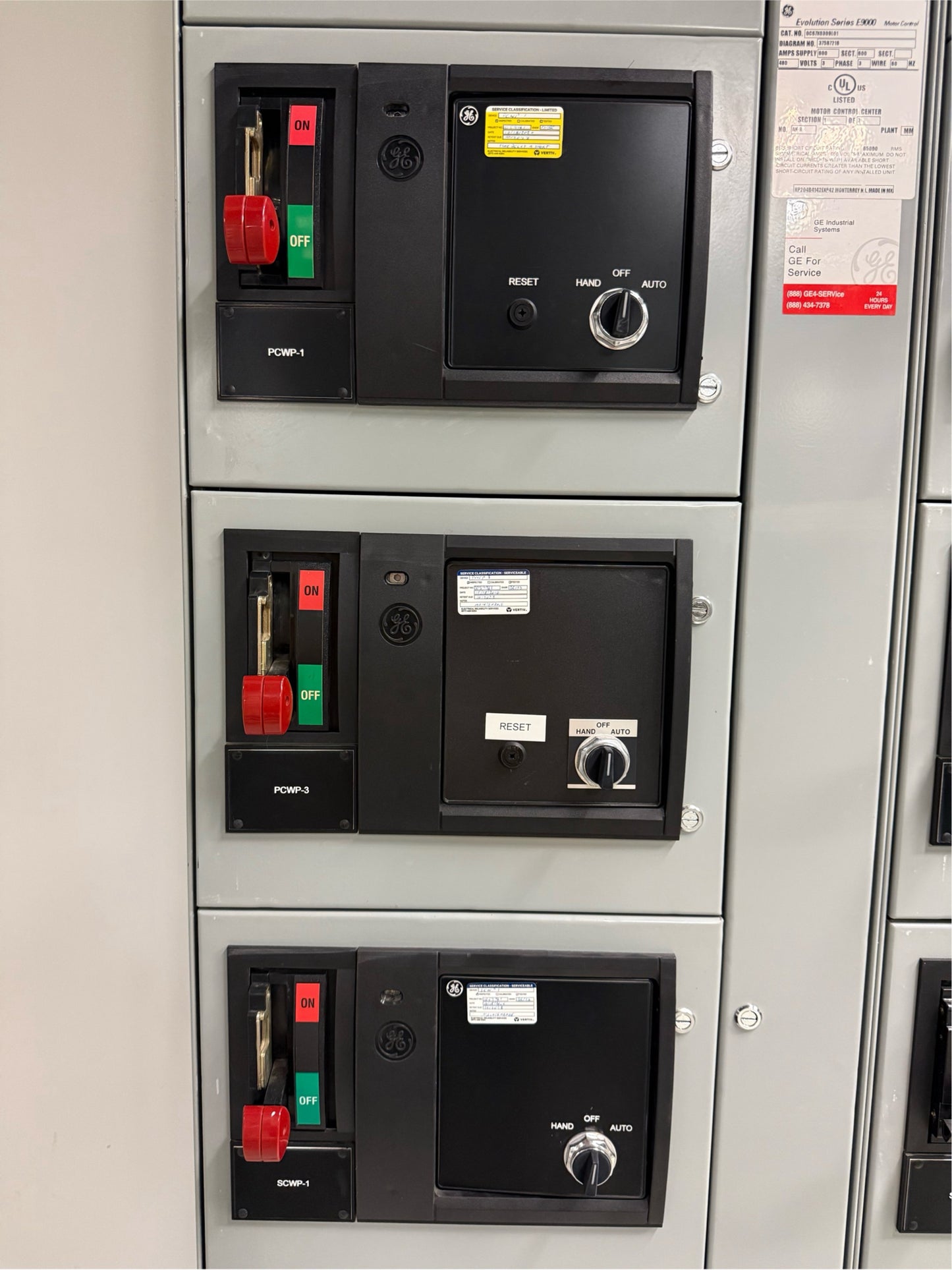 GE Evolution Series E9000 Motor Control 600A 480V 3 section 12 Buckets