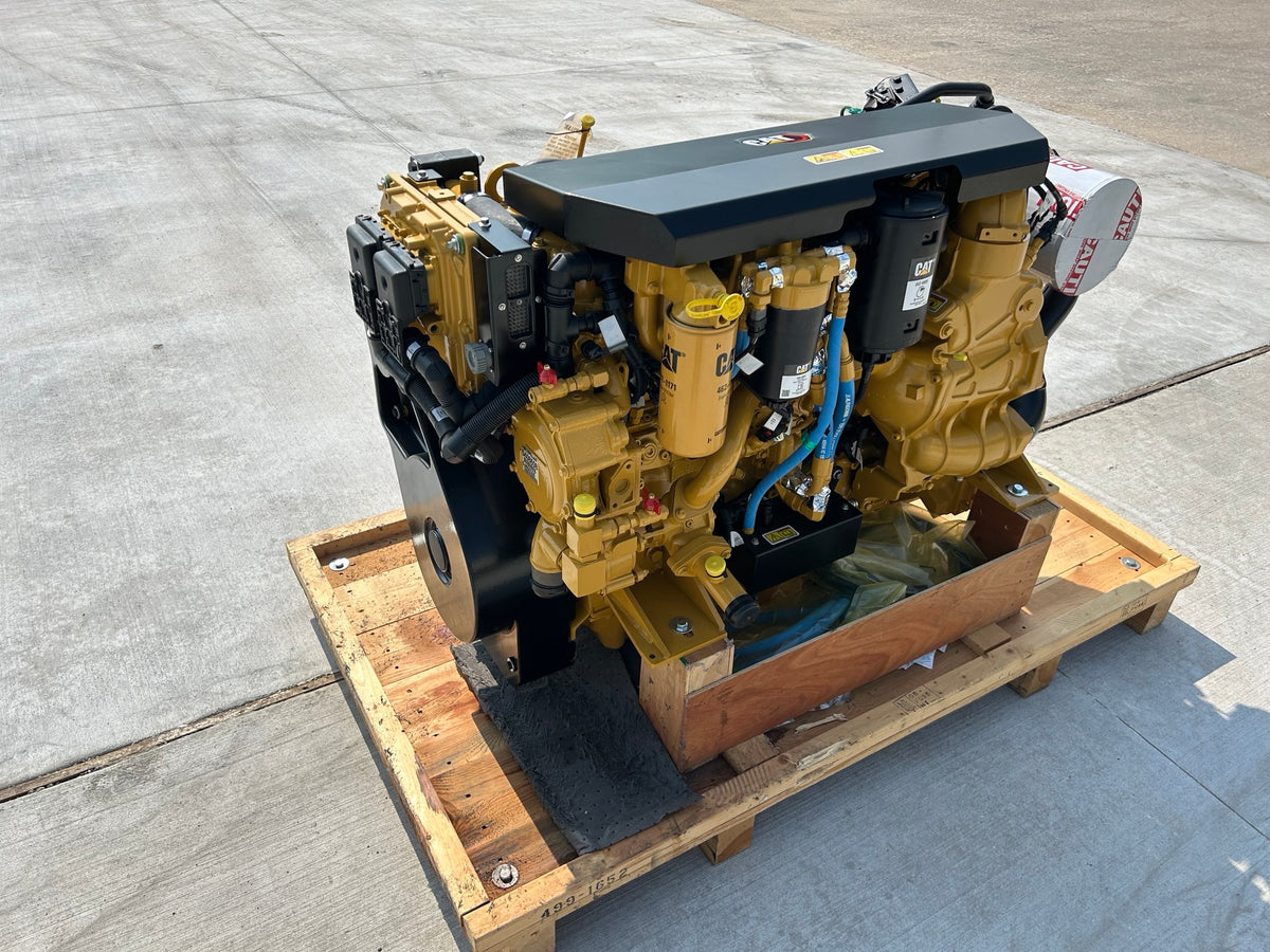 New Caterpillar C7.1 350HP Tier 3 Diesel Marine Engine - DPC1171