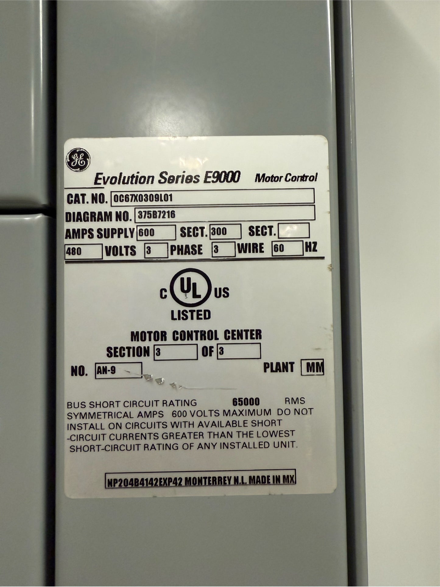 GE Evolution Series E9000 Motor Control 600A 480V 3 section 12 Buckets