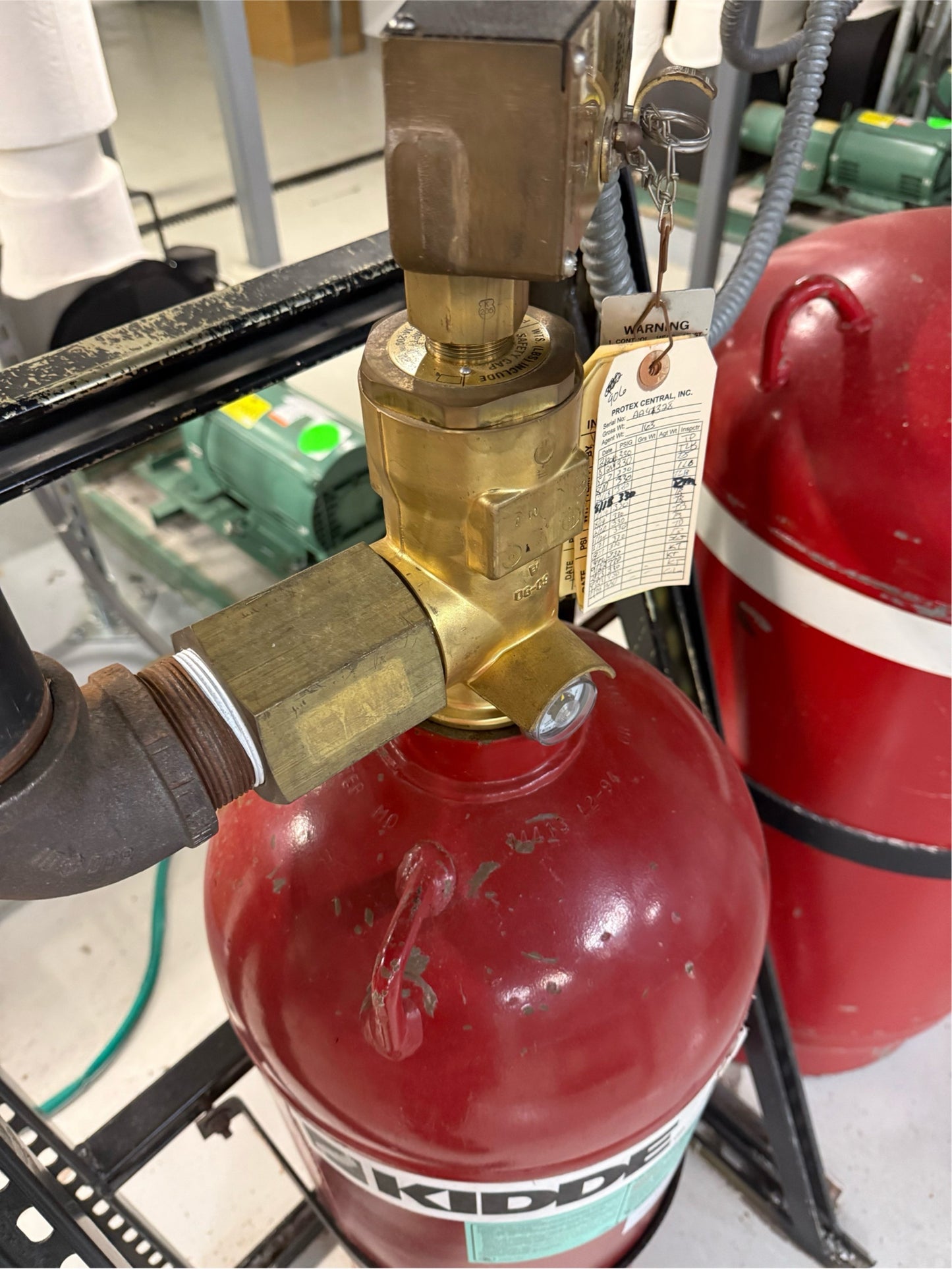 Kidde FM-200 Fire Tank Cylinder SN- AA41328. 163lbs of agent