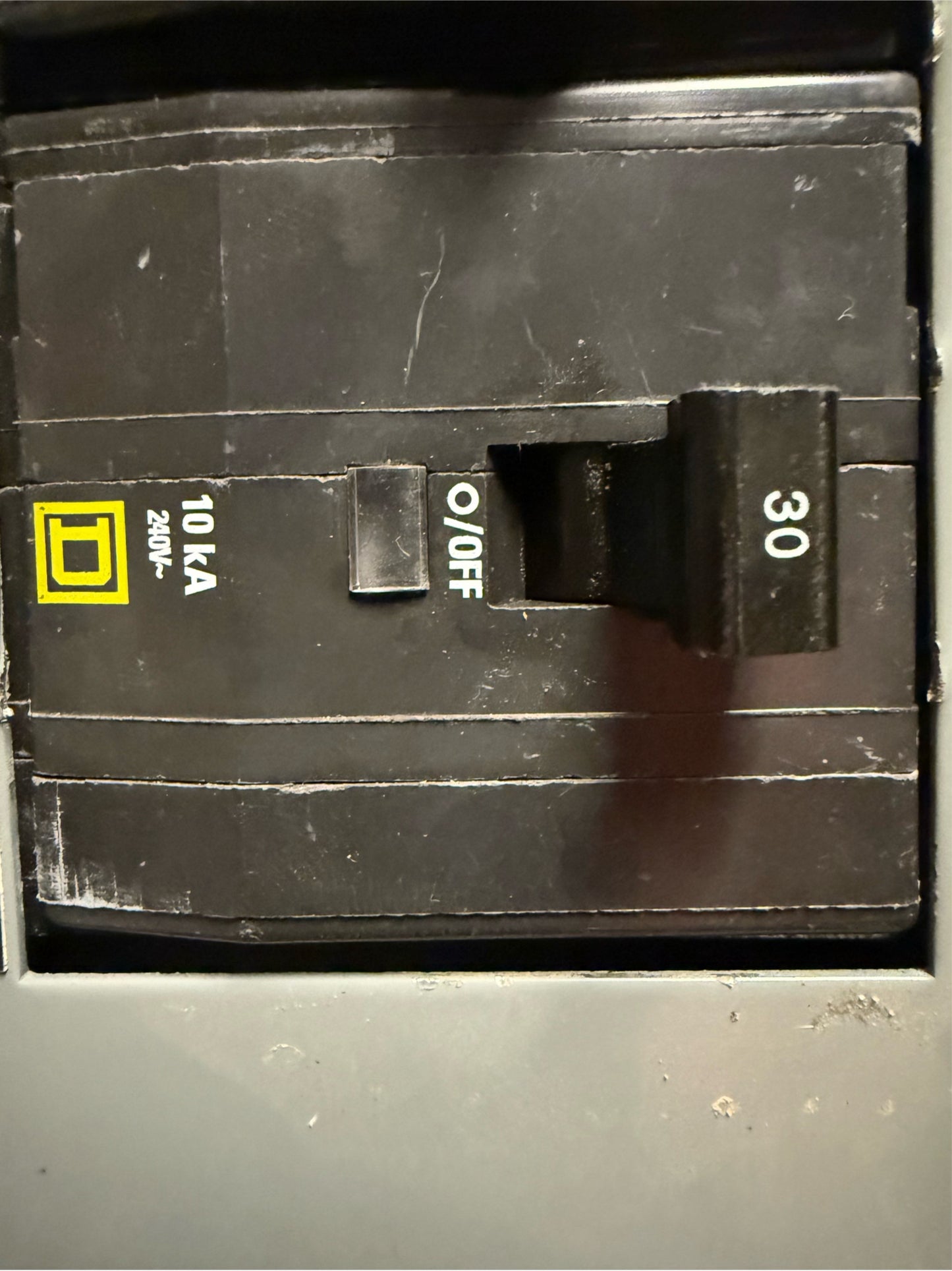 Square D NQO-42444-2 27 Breaker Panelboard 225A 240V (SKU: 110337)