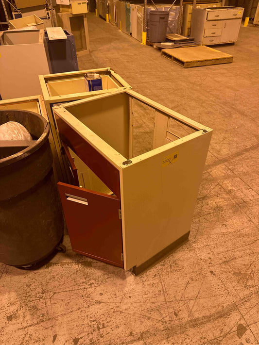 30" cabinet(15568)