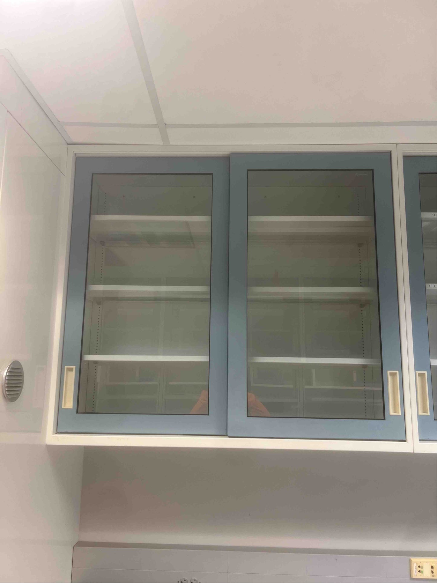 Fisher Hamilton 4' overhead cabinet(5364AA)