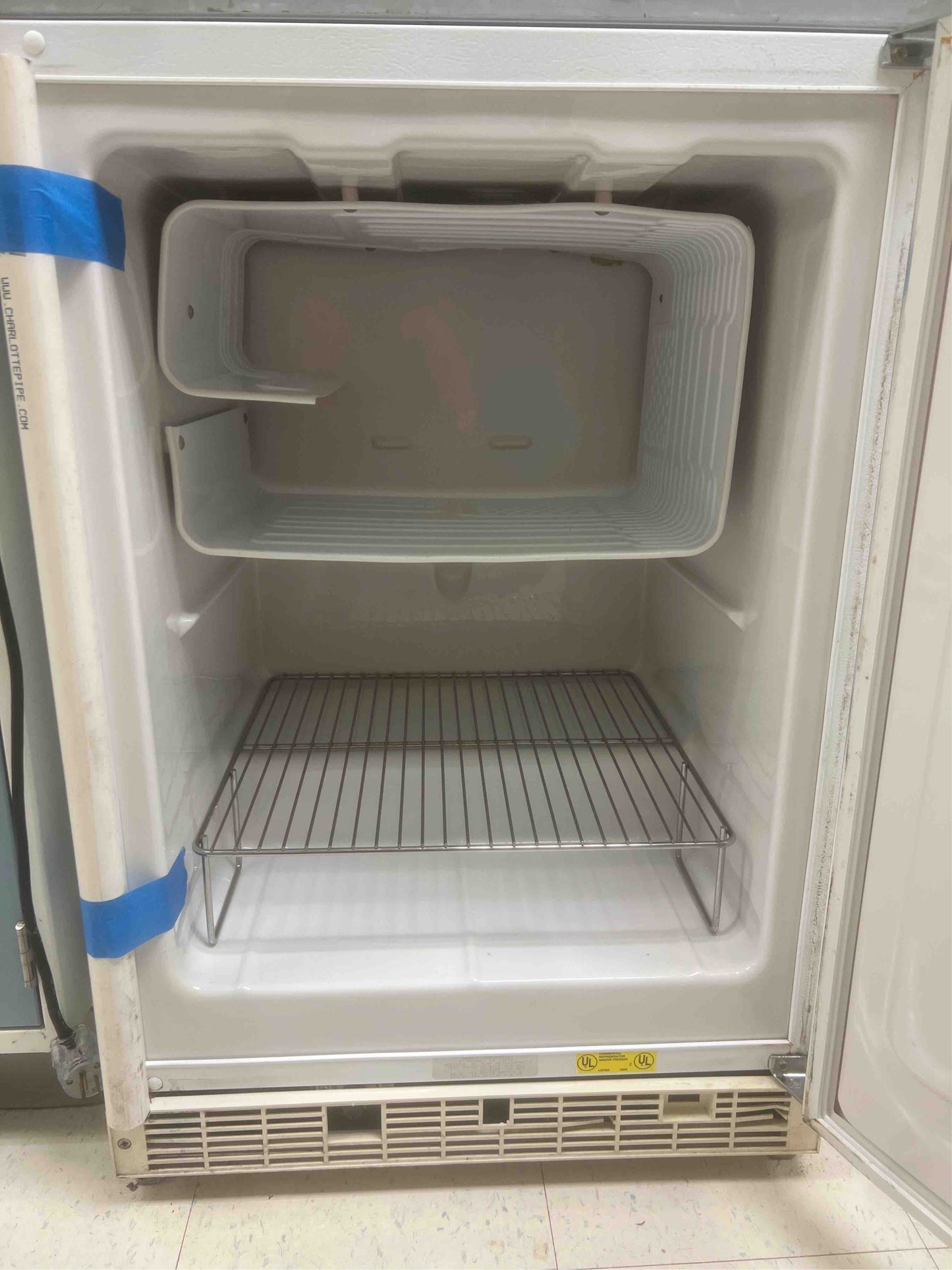 Freezer Marvel Undercounter 4CAF  115V 4.5 CuFt TESTED (5367AA)(5367AA)