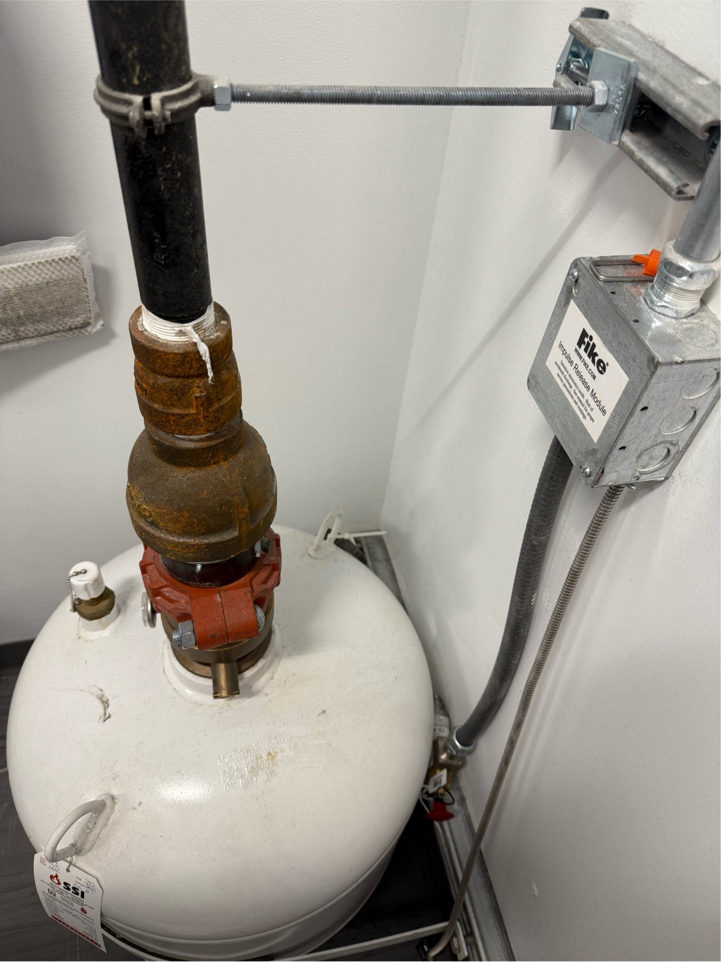 Fike 227ea FM200 Cylinder 164 lbs of agent W? Control Panel (SKU: 110390)