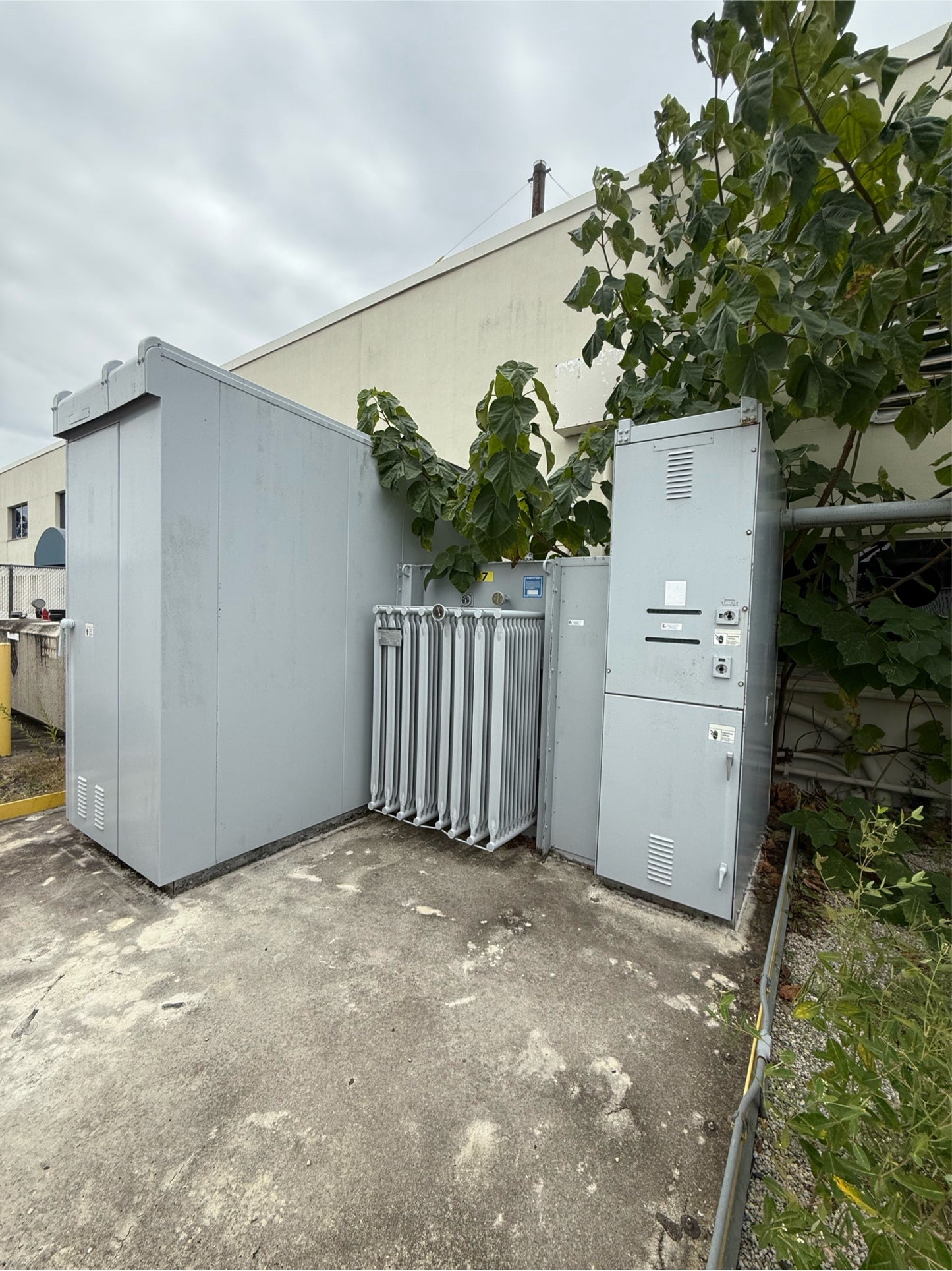 1500KVA GE Substation & Transformer 3PH 4160v 480Y/277 No. G-857851