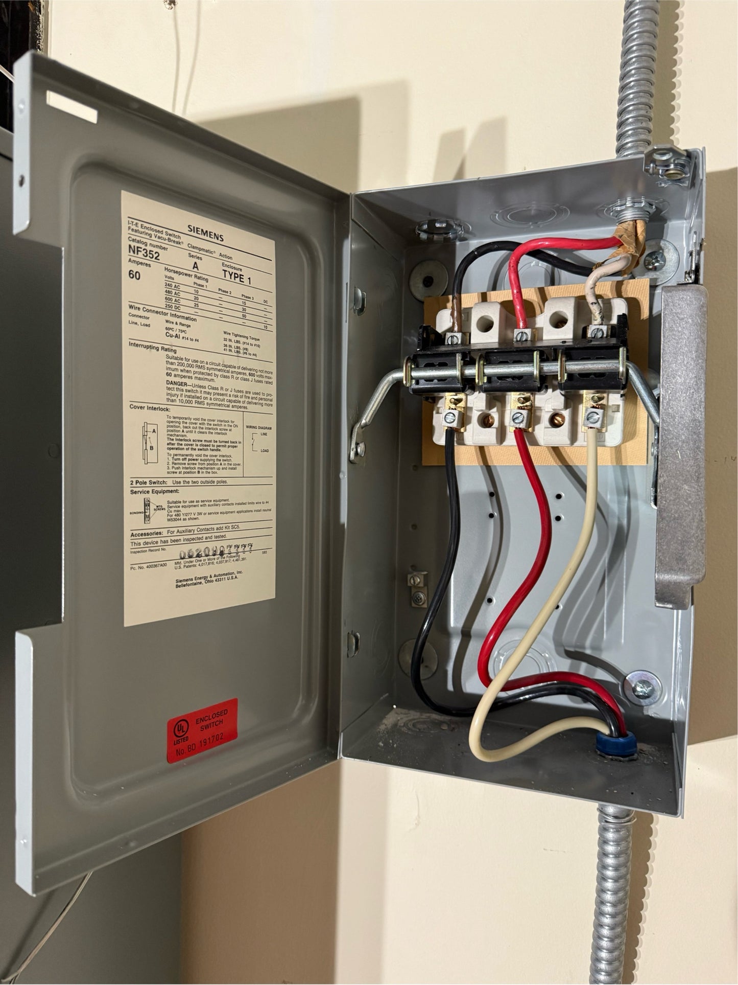 Siemens ITE Enclosed Switch 60A 600V 3PH NF352 (SKU: 110476)