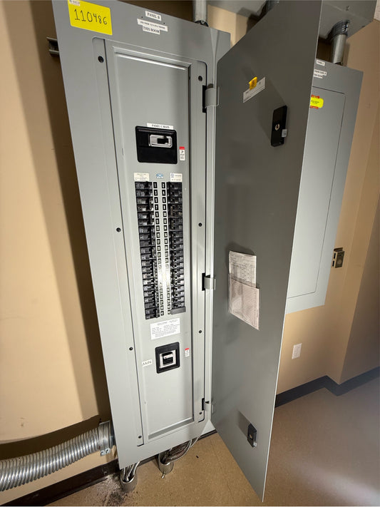Siemens Panelboard 400A 208/120v 20 Breakers 2 Main(SKU: 110486)