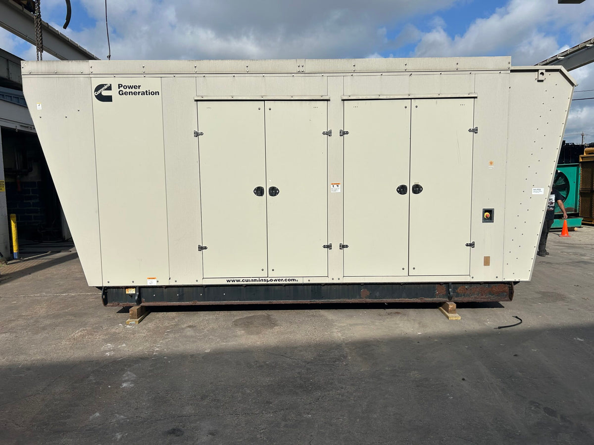 Low Hour Cummins QST30-G5 NR2 1000KW Tier 2 Diesel Generator Set - DPC1118