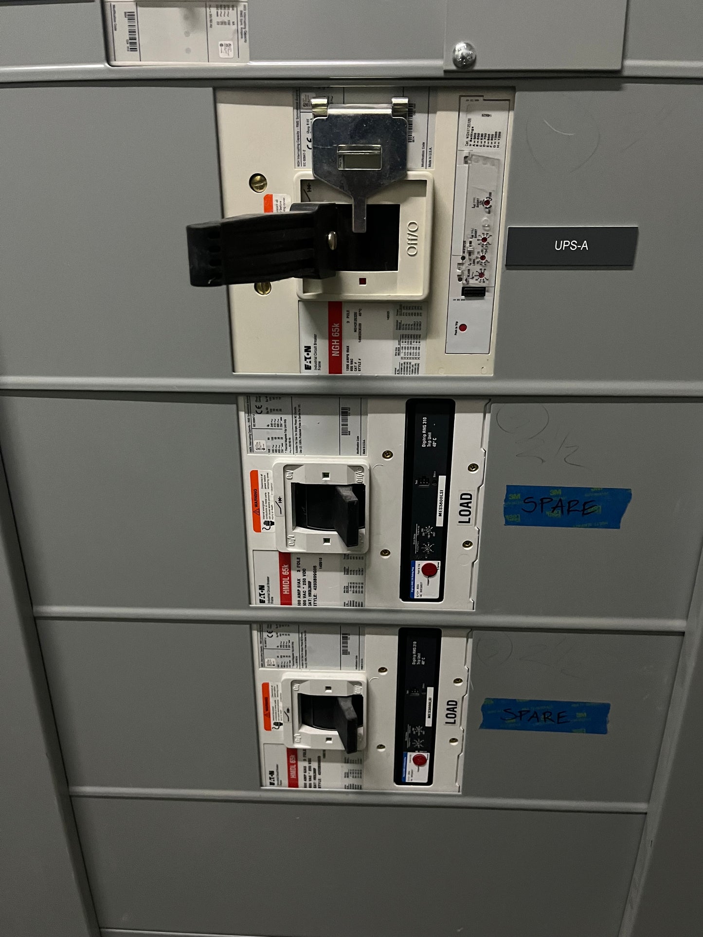 Eaton Pow-R-Line 1600 Amp 2 Section Switchboard 480V 3PH RGH Main NGH HMDL Breakers