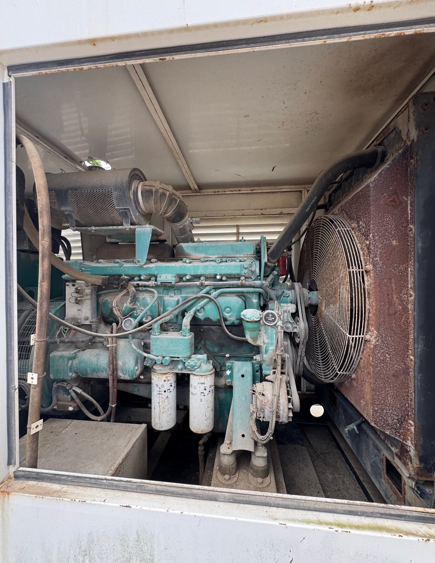 AS-IS 180KW KD200V MQ Volvo Penta Generator Set Trailer & On Board Air Compressor ALL