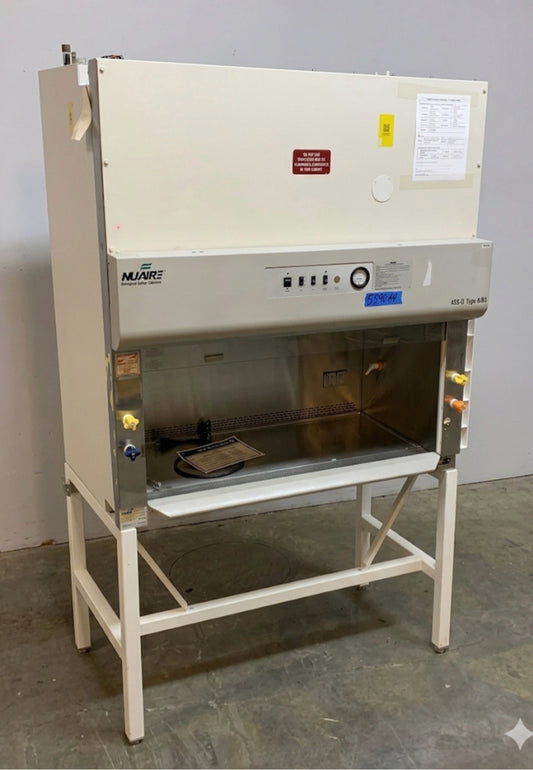NuAire LabGard NU-425-400 4' Class II Type A2 Biosafety Cabinet w/ Stand (5390AA)