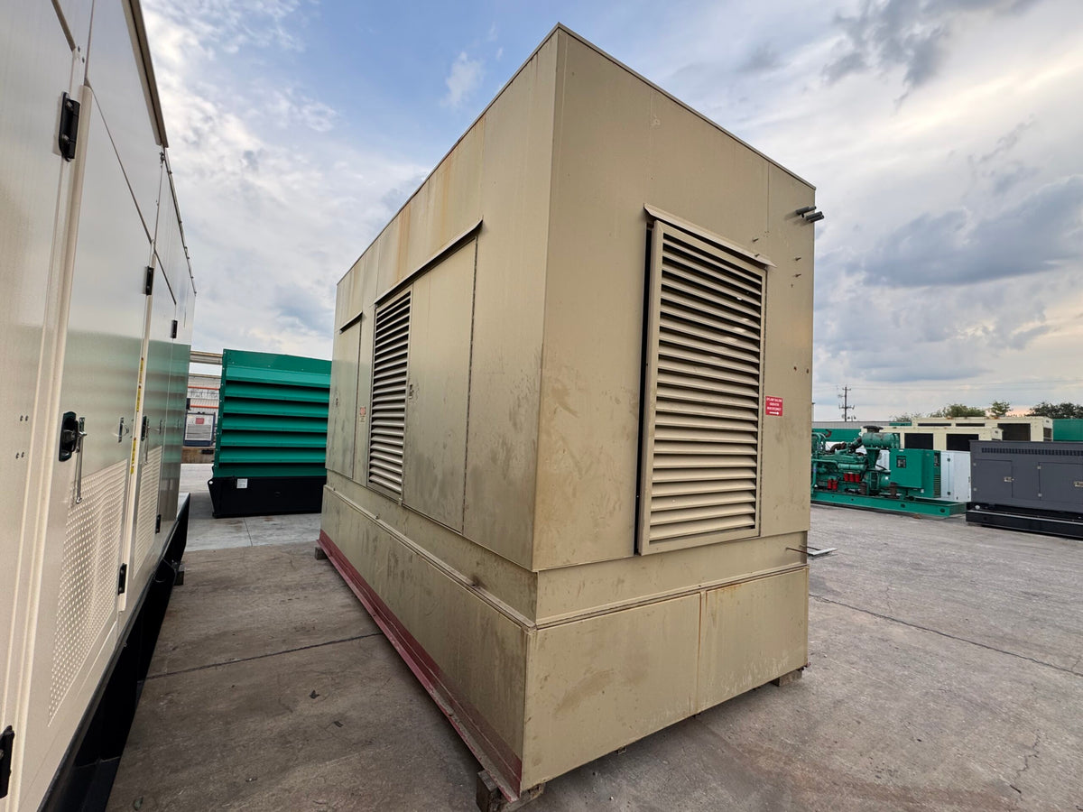 Low Hour Cummins QST30 750KW Diesel Generator Set - DPC1082