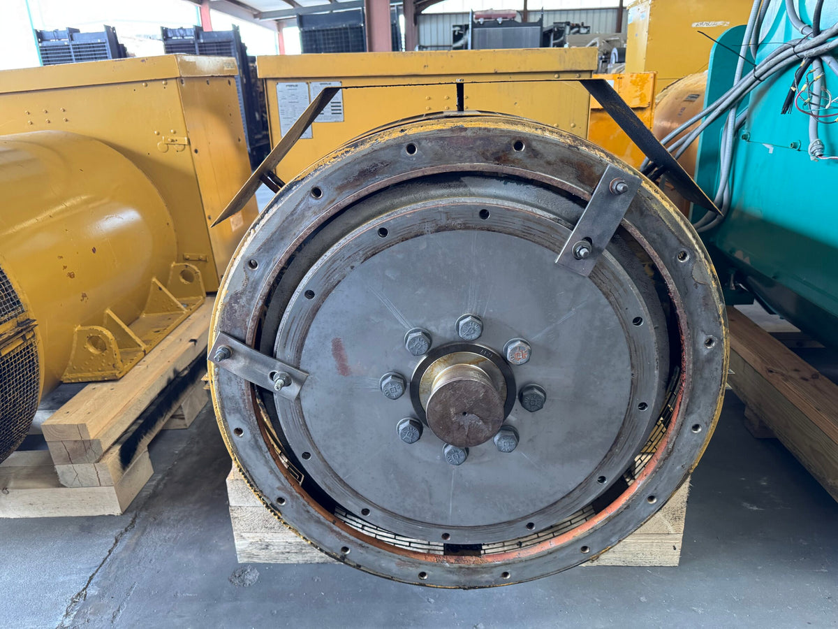 Good Used Caterpillar 760KW Generator End - DPC1086