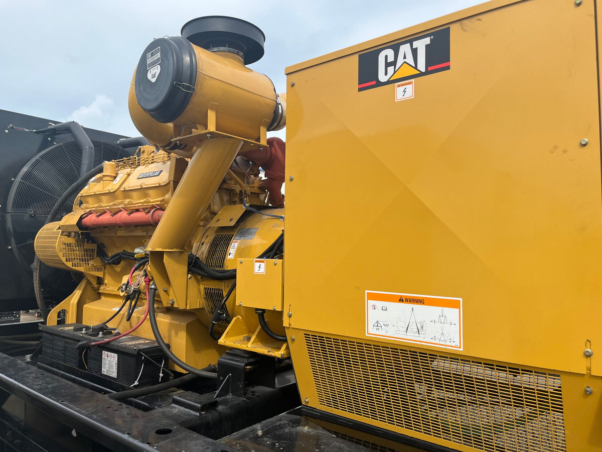 600KW Caterpillar 3412C  Diesel Generator Set 277/480  415hrs
