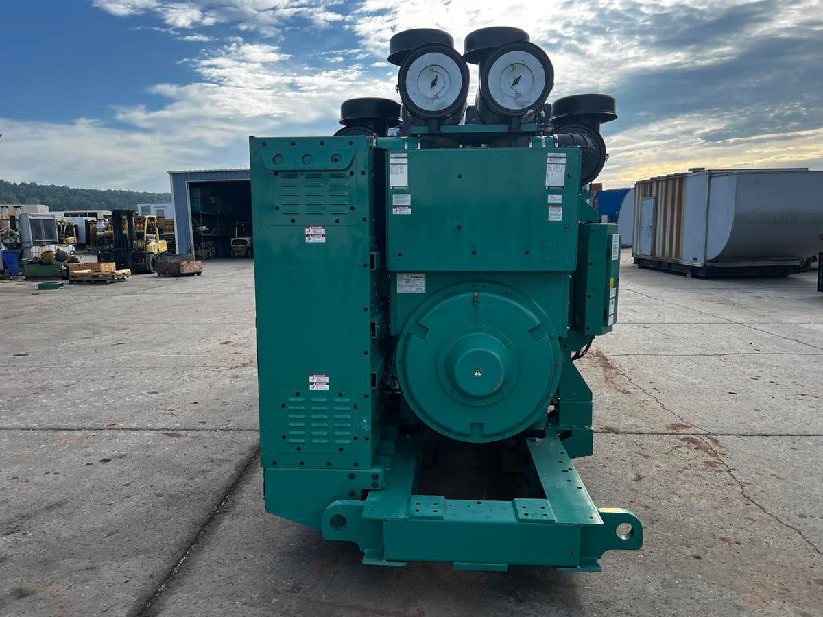 1500 kW Cummins/Onan Generator New Surplus QSK50 Liter Cummins Engine, Year - 2022, 5 Hours