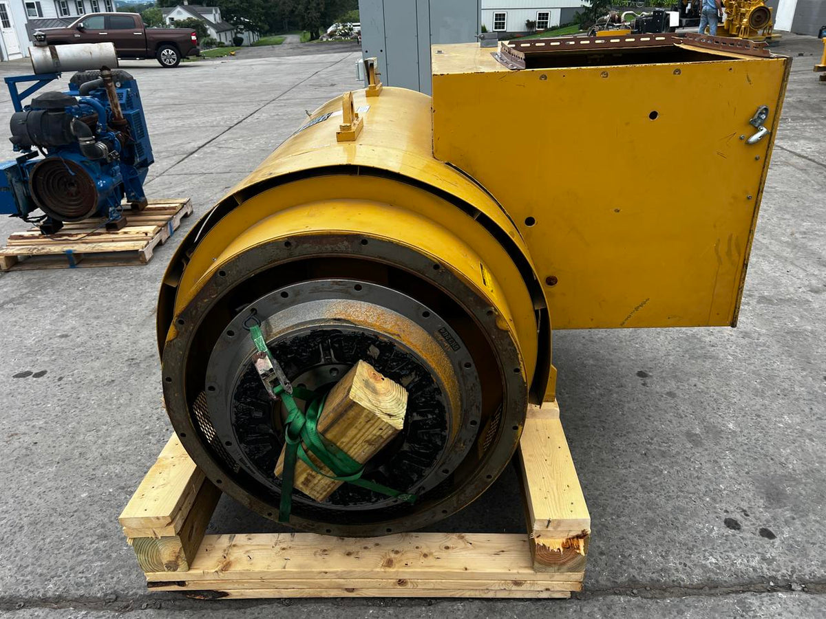 Kato 1200kW Generator End 120/208V CAT 3512 Takeoff Low Hours