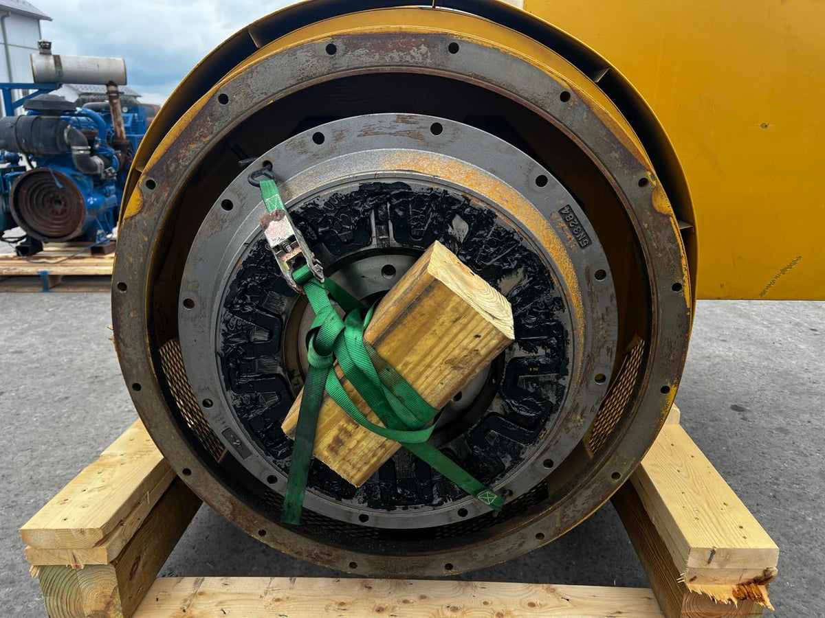 Kato 1200kW Generator End 120/208V CAT 3512 Takeoff Low Hours