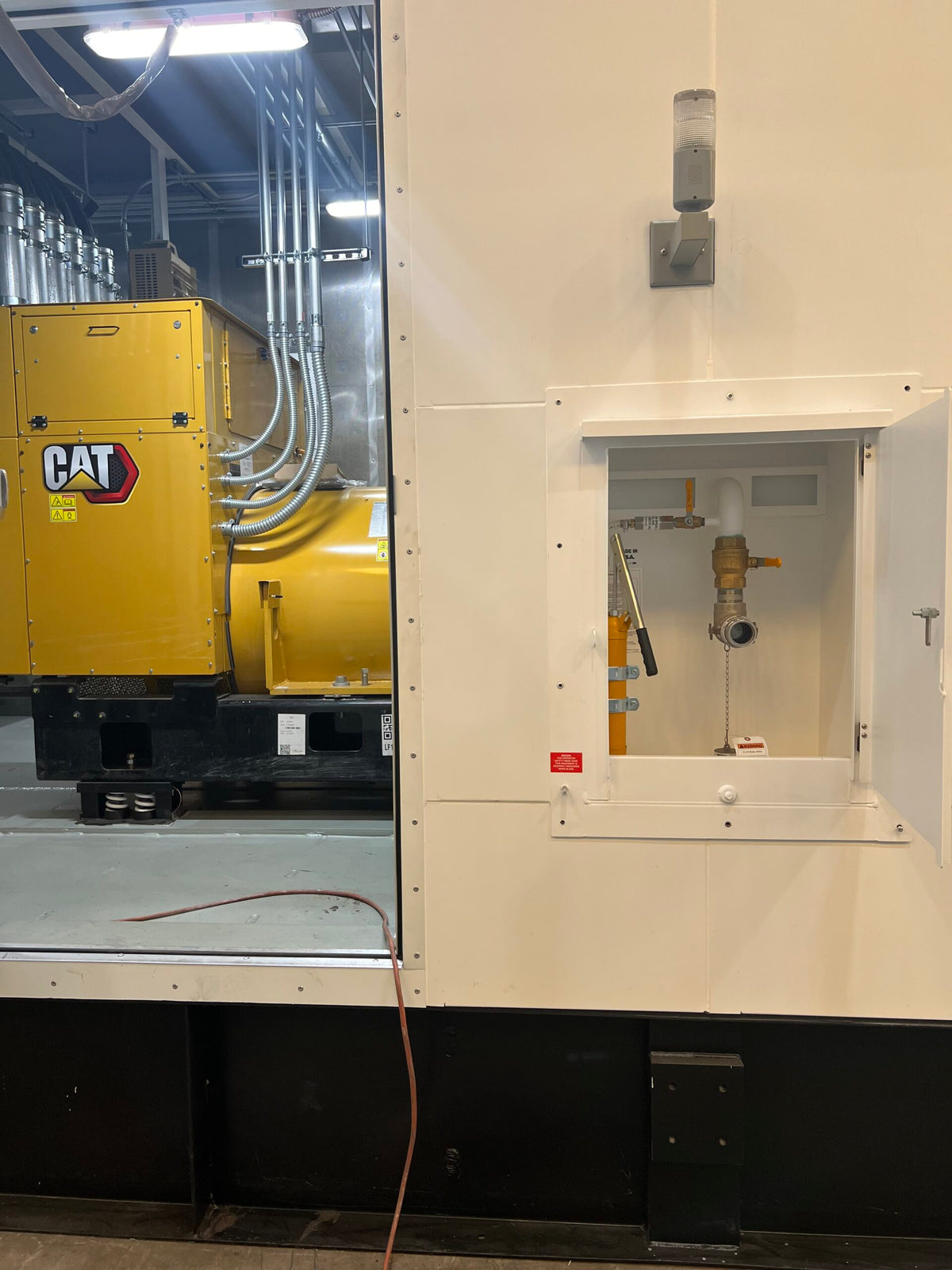 New Cat 3516C 2500kW Tier 2 Diesel Generator Set 480V Enclosed