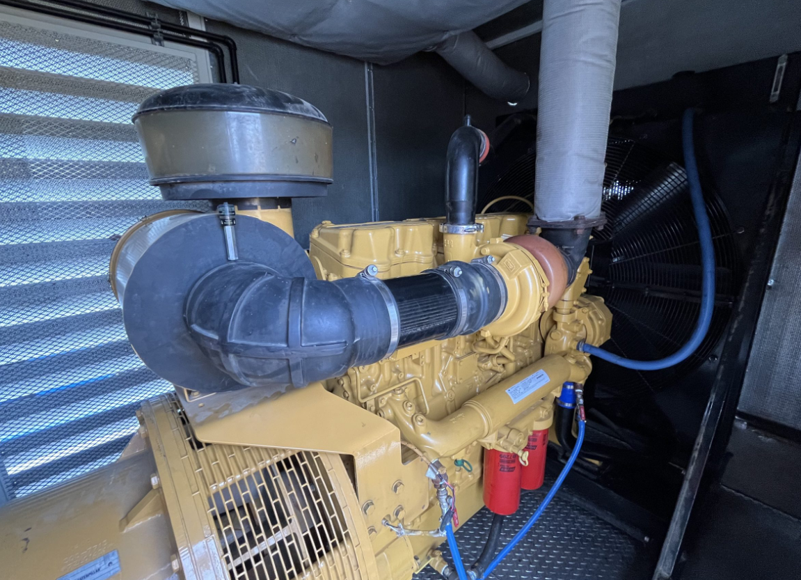 Rebuilt Caterpillar C15 500KW Tier 2 Diesel Generator Set - DPC1017